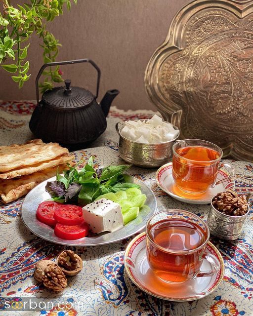 چیدمان میز صبحانه دونفره و برای مهمان - 32 ایده تزیین میز صبحانه مجلسی جدید