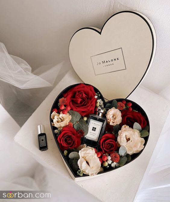 باکس گل ولنتاین برای هدیه | ایده های تزئین گل برای ولنتاین 2024