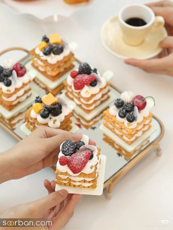 مدل شیرینی خاستگاری | تزئین و مدل شیرینی خاستگاری جدیدترین ترند 1403 از شیرینی های خز قدیمی خدافظی کن!