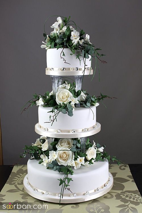 30 کیک عروسی متفاوت که عروسیتون رو خاص تر میکنه!
